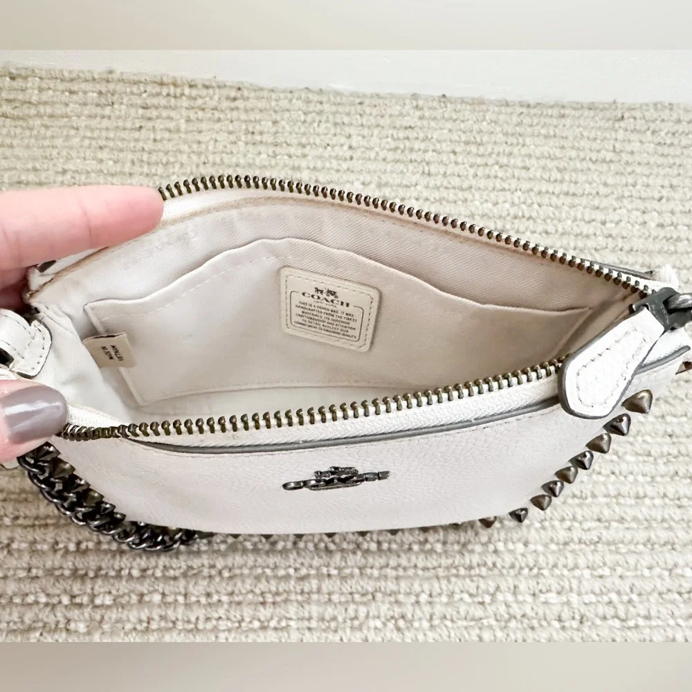 COACH Womens Studded Chained Handle Zipped Mini Handbag White, NWOT. - Picture 3 of 3